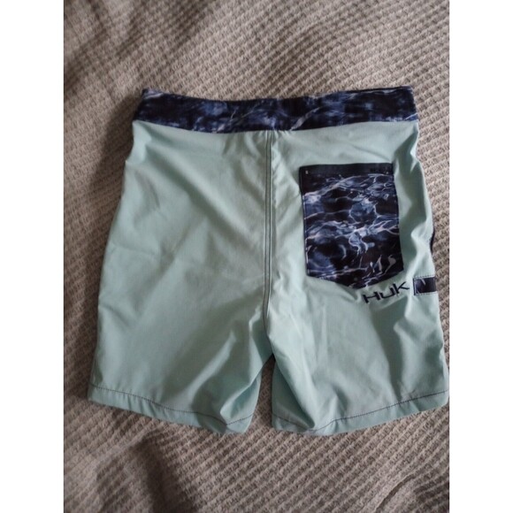 Huk Board Shorts Mens 30 Blue Mossy Oak Elements Agua Swimming Trunks Fishing - Picture 2 of 6